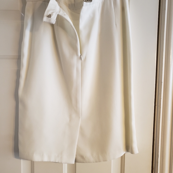 3 piece Skirt Suit - Picture 5 of 7